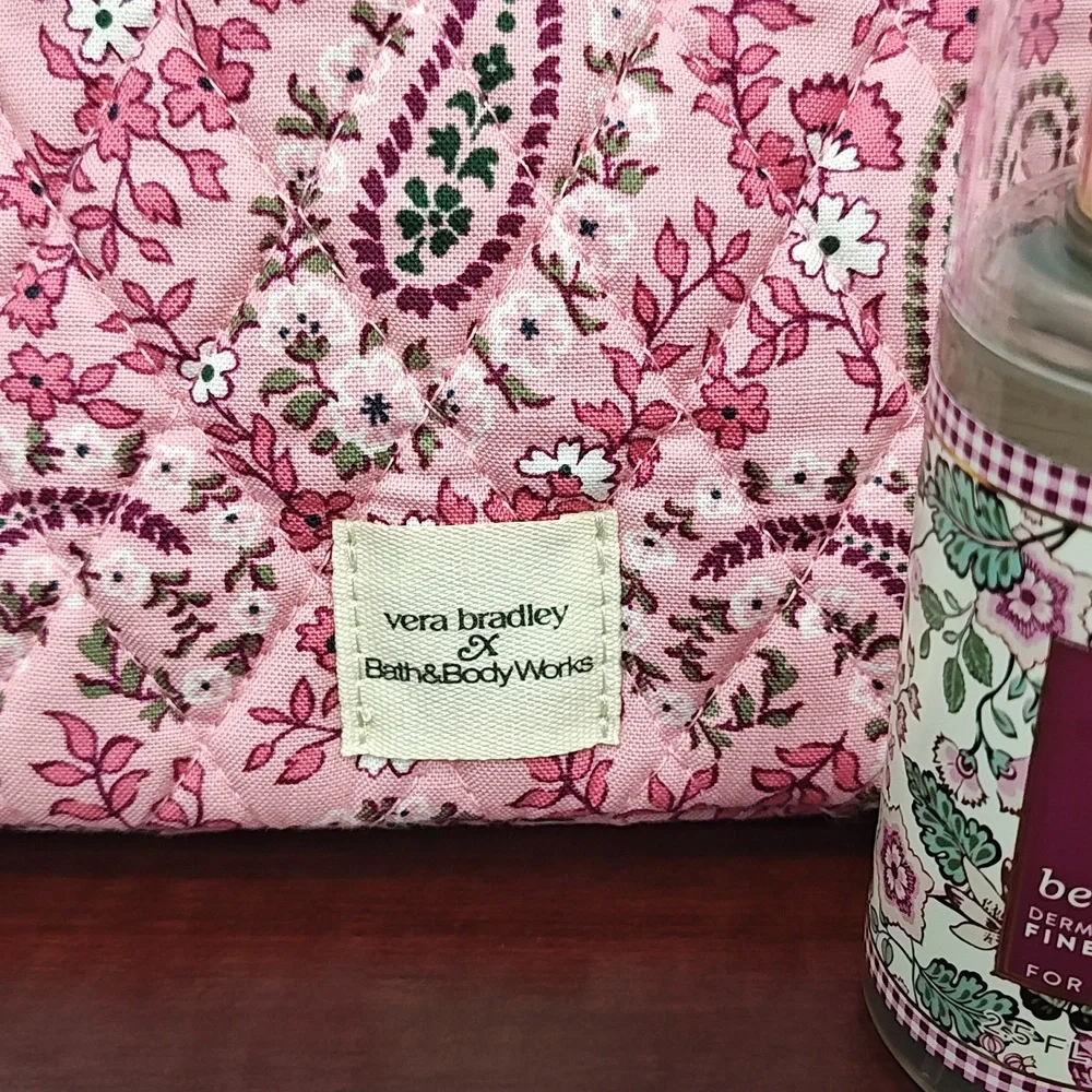 Bath & Body Works Vera Bradley PINK BERRY BURST Cosmetic Bag & Mini Set